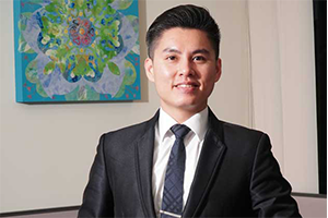 a man in a suit and tie